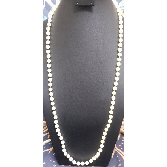 Elegant Extra Long Beaded Faux Pearl Necklace - Picture 3 of 3